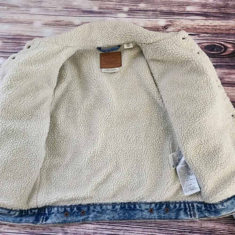 Levi's Men's Blue Sherpa-Lined Denim Jacket